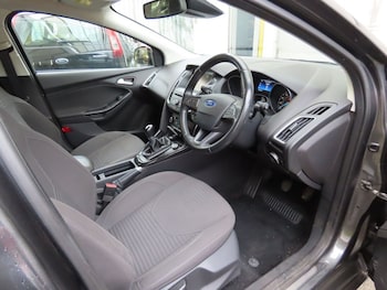 Used Ford Focus 2016 for sale - 77911033: Photo