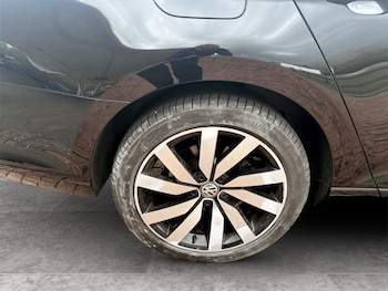 Used Volkswagen Passat 2019 for sale - 78124172: Photo