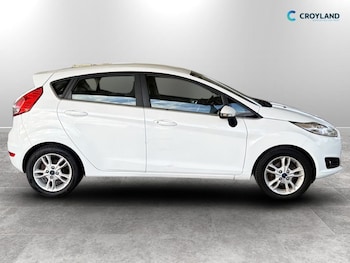 Used Ford Fiesta 2015 for sale - 79494180: Photo