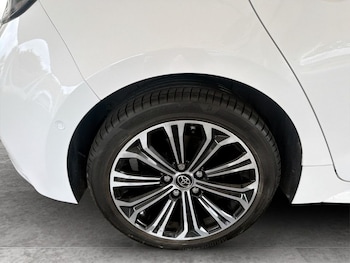 Used Toyota Corolla 2020 for sale - 79642855: Photo