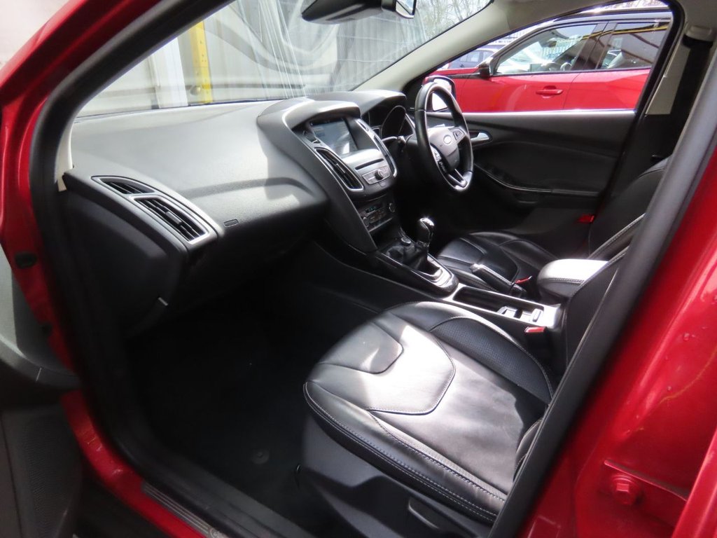 Used Ford Focus 2017 for sale - 77826796: Photo 3