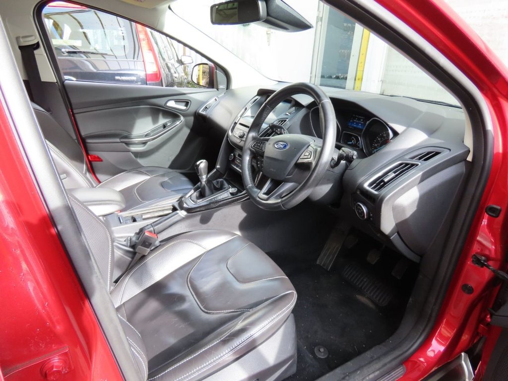 Used Ford Focus 2017 for sale - 77826796: Photo 5