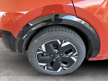 Used Kia Niro 2023 for sale - 78401492: Photo