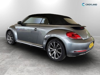 Used Volkswagen Beetle 2017 for sale - 78215795: Photo