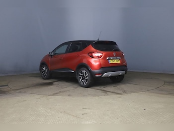 Used Renault Captur 2015 for sale - 77563792: Photo