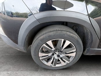 Used Peugeot 2008 2018 for sale - 78056419: Photo