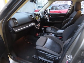 Used MINI Countryman 2017 for sale - 77470524: Photo