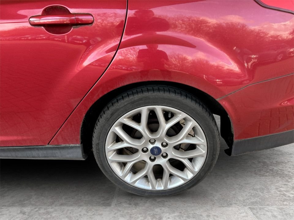 Used Ford Focus 2016 for sale - 77805906: Photo 4