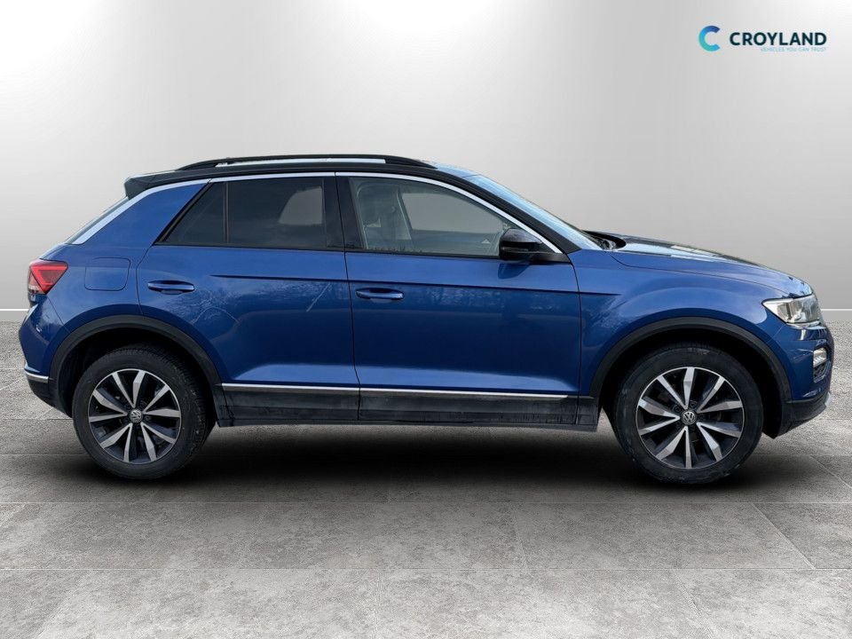 Used Volkswagen T-Roc 2019 for sale - 77655315: Photo 3
