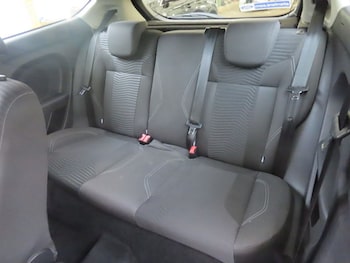 Used Ford Fiesta 2017 for sale - 77499122: Photo