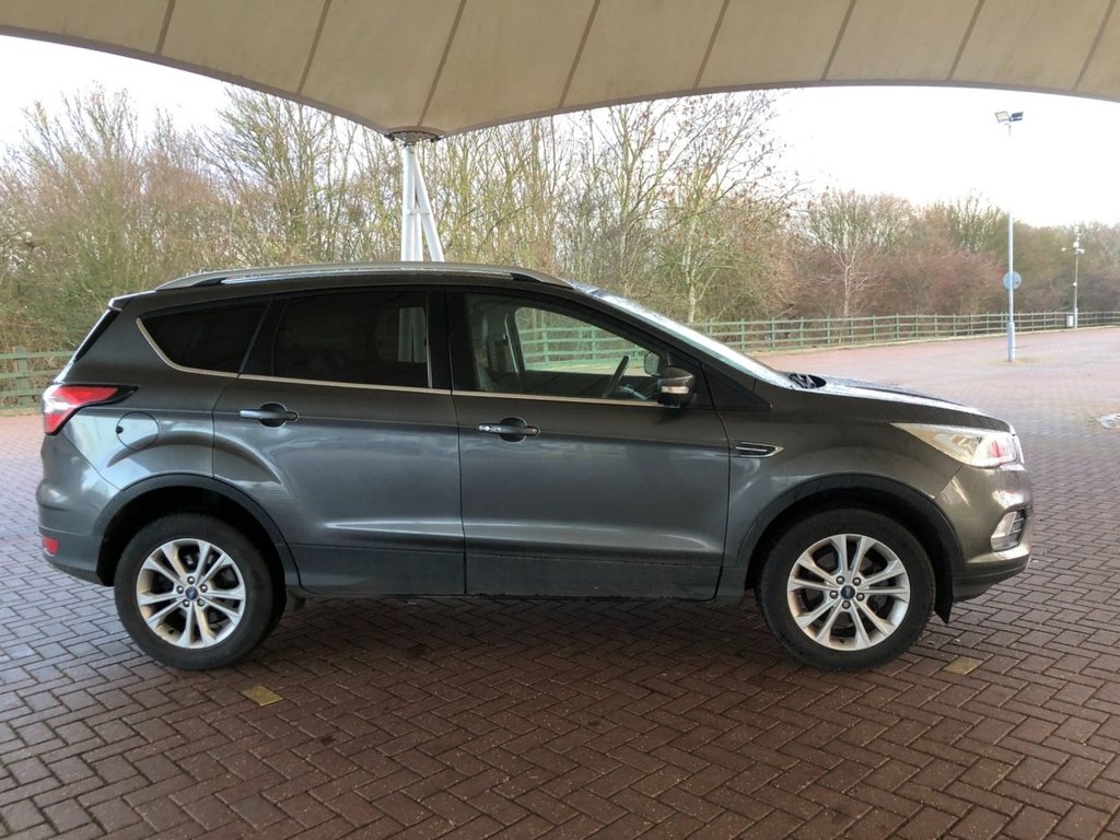 Used Ford Kuga 2018 for sale - 77313236: Photo 2