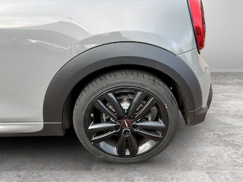 Used MINI Hatch 2021 for sale - 78299529: Photo