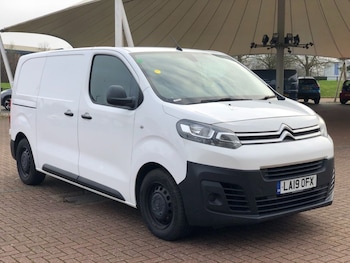 Citroen Dispatch feature image