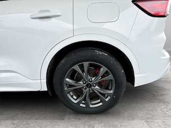 Used Ford Kuga 2024 for sale - 77369108: Photo