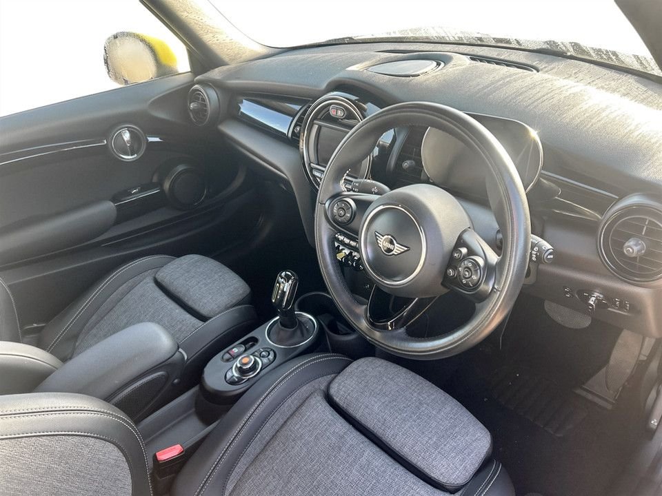 Used MINI Hatch 2020 for sale - 77936305: Photo 12