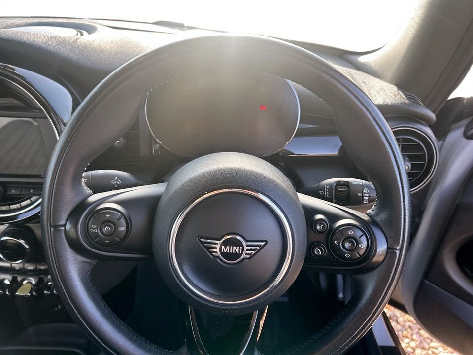 Used MINI Hatch 2020 for sale - 77936305: Photo 14