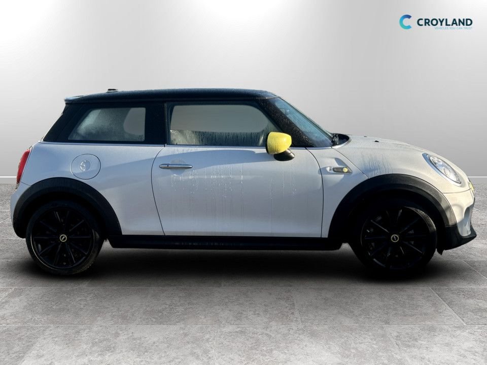Used MINI Hatch 2020 for sale - 77936305: Photo 2
