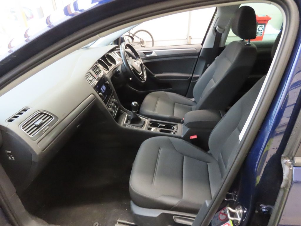 Used Volkswagen Golf 2020 for sale - 77614180: Photo 5