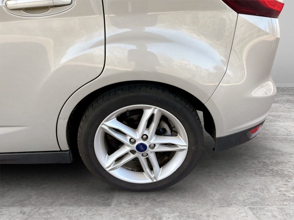 Used Ford C-Max 2017 for sale - 77563800: Photo 4