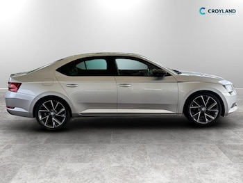 Used Skoda Superb 2017 for sale - 78557517: Photo
