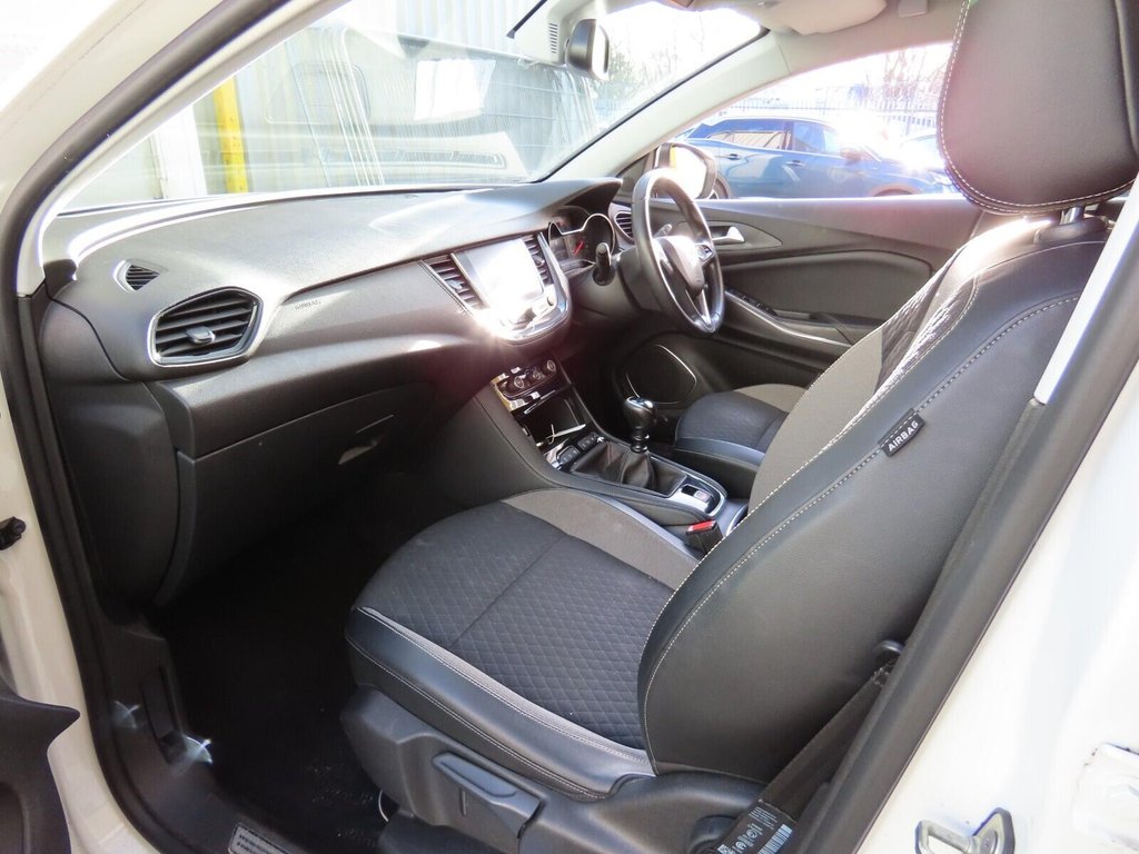 Used Vauxhall Grandland X 2018 for sale - 77258181: Photo 3