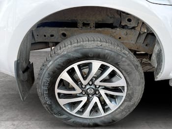 Used Nissan Navara 2018 for sale - 79648015: Photo