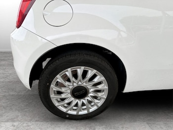 Used Fiat 500 2023 for sale - 79220826: Photo
