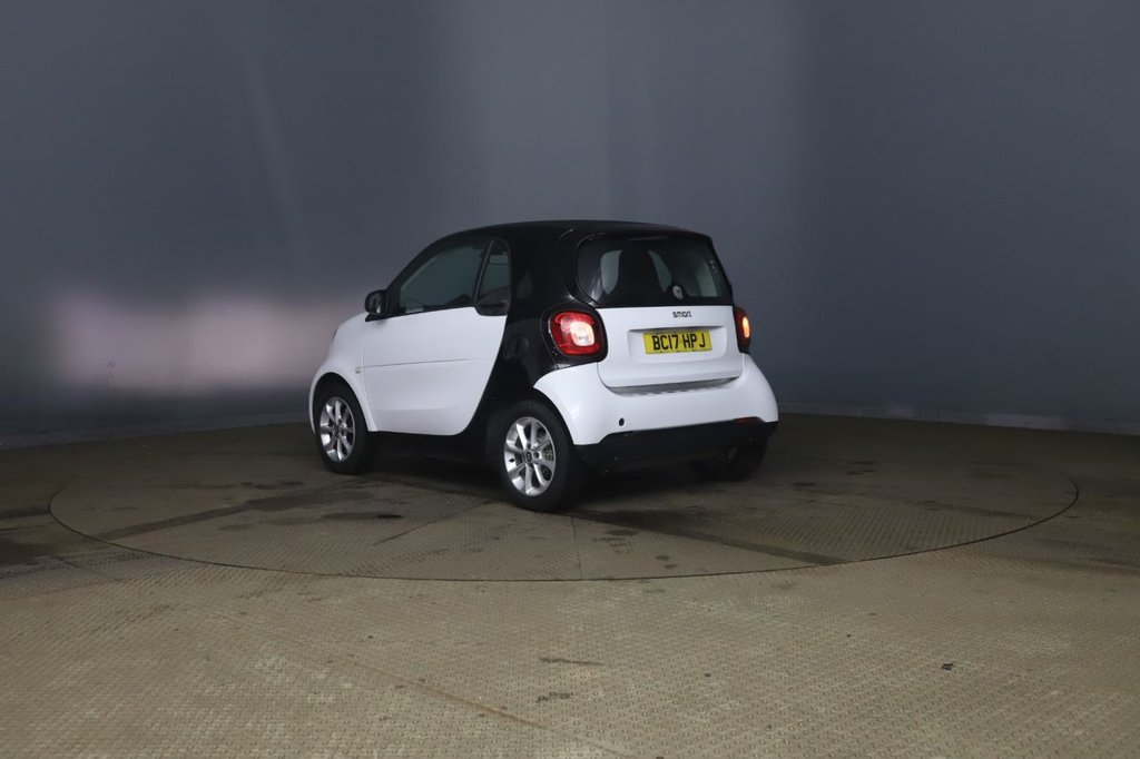 Used smart fortwo 2017 for sale - 77563785: Photo 2