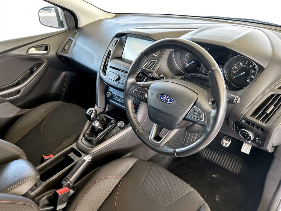 Used Ford Focus 2015 for sale - 78212715: Photo 14
