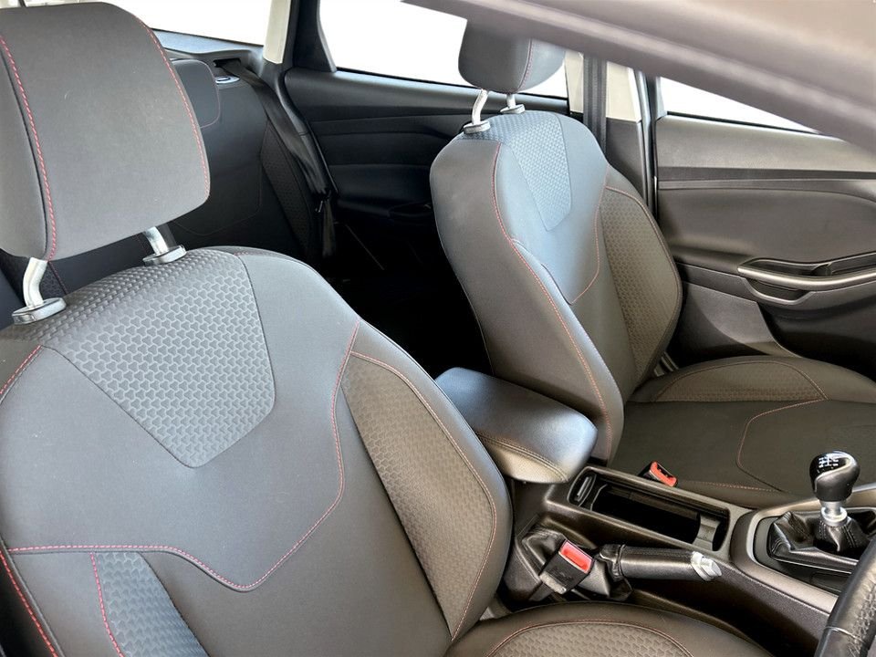 Used Ford Focus 2015 for sale - 78212715: Photo 15