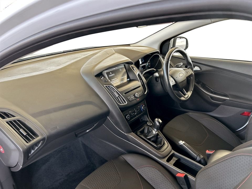 Used Ford Focus 2015 for sale - 78212715: Photo 19