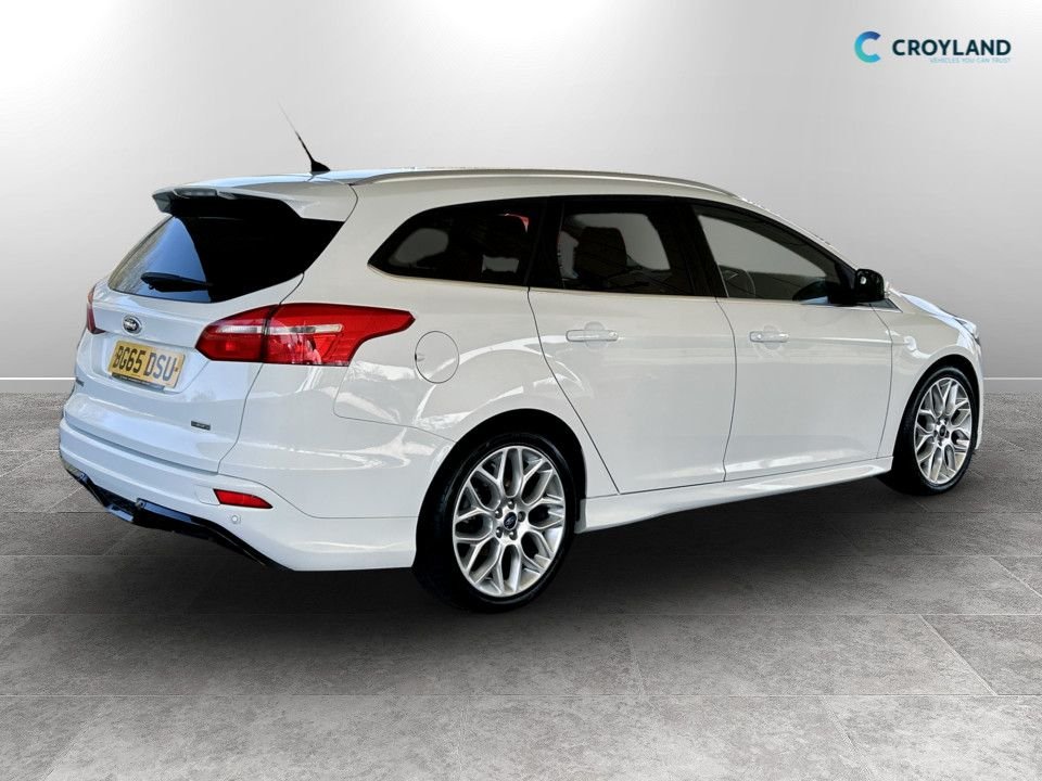 Used Ford Focus 2015 for sale - 78212715: Photo 3