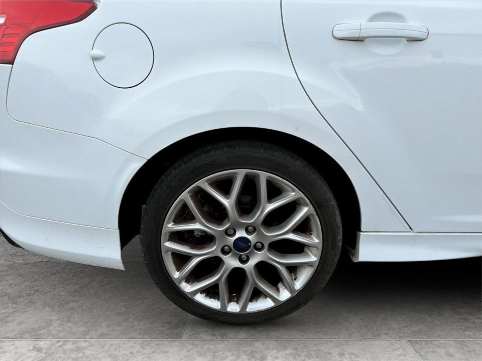 Used Ford Focus 2015 for sale - 78212715: Photo 4