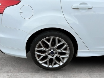 Used Ford Focus 2015 for sale - 78212715: Photo