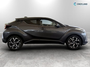 Used Toyota C-HR 2020 for sale - 79642851: Photo
