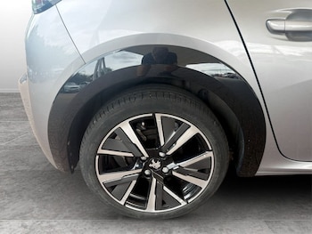 Used Peugeot 208 2020 for sale - 79258990: Photo