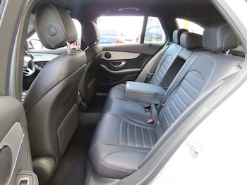 Used Mercedes-Benz C Class 2019 for sale - 79530854: Photo