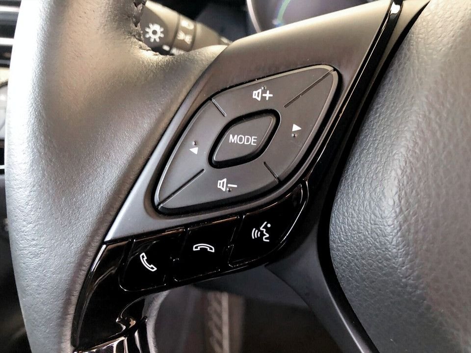 Used Toyota C-HR 2022 for sale - 77258269: Photo 11