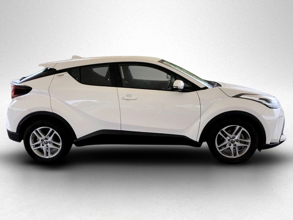 Used Toyota C-HR 2022 for sale - 77258269: Photo 2