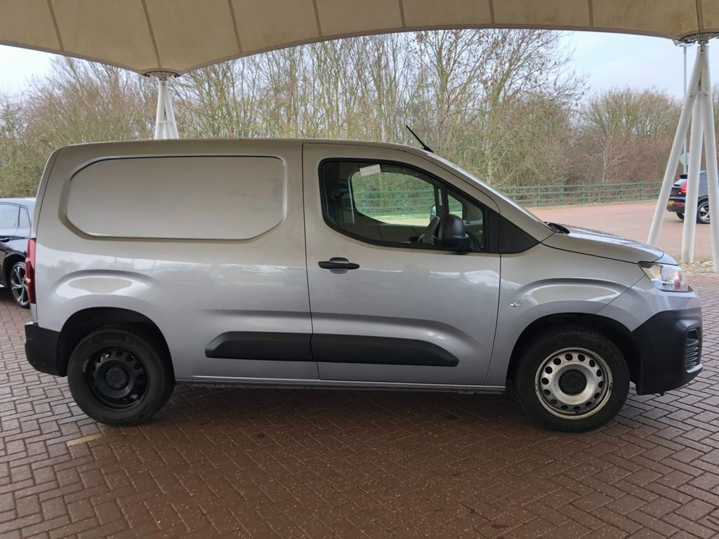 Used Citroen Berlingo 2023 for sale - 77341215: Photo 2