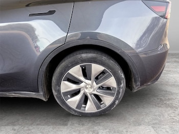 Used Tesla Model Y 2023 for sale - 77588348: Photo