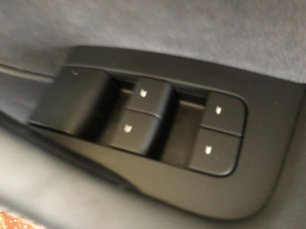 Used Tesla Model 3 2021 for sale - 77258344: Photo 27