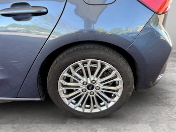 Used Ford Focus 2021 for sale - 78299546: Photo