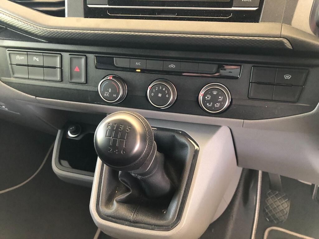 Used Volkswagen Transporter 2024 for sale - 77407860: Photo 25