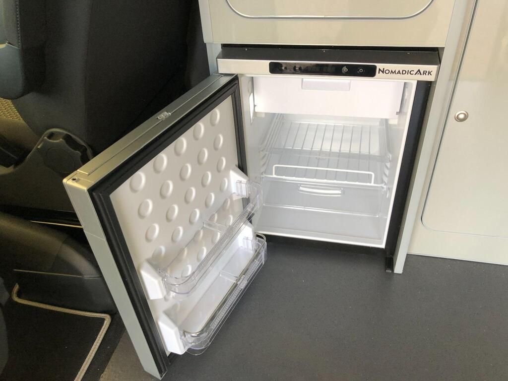 Used Volkswagen Transporter 2024 for sale - 77407860: Photo 32