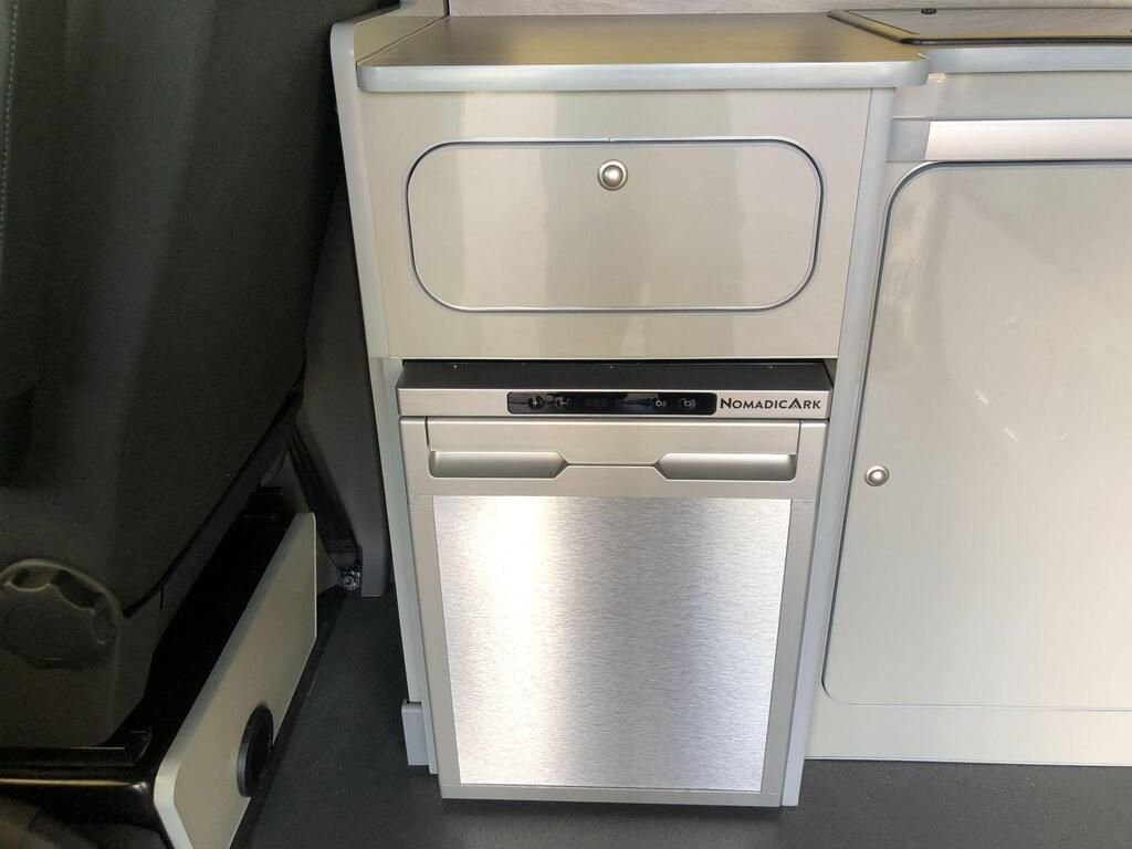 Used Volkswagen Transporter 2024 for sale - 77407860: Photo 50