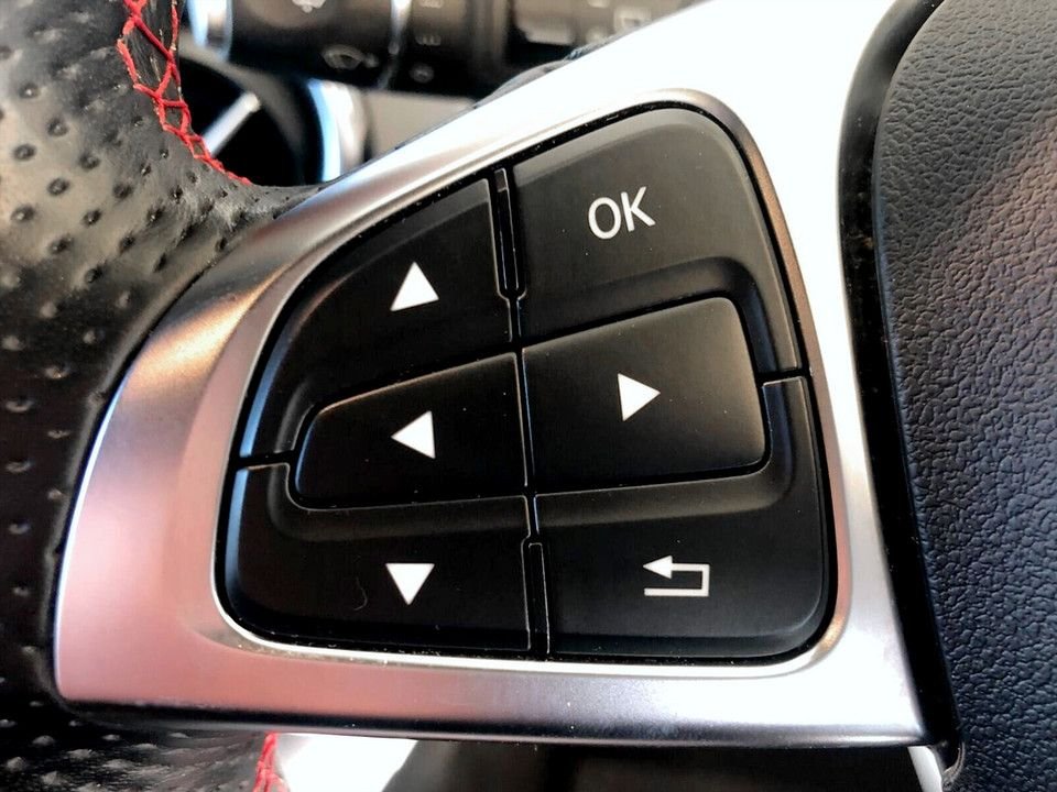 Used Mercedes-Benz GLA 2018 for sale - 77258320: Photo 16