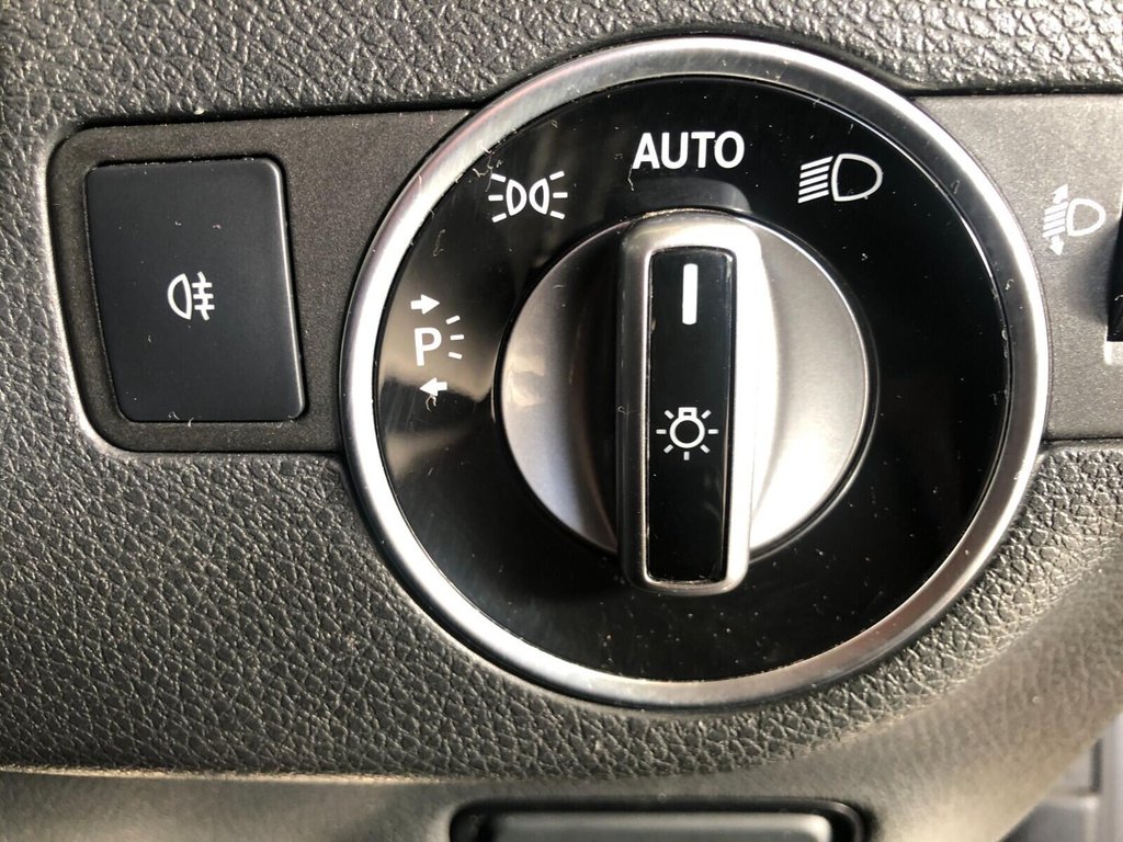 Used Mercedes-Benz GLA 2018 for sale - 77258320: Photo 44