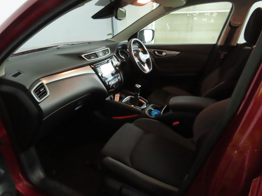 Used Nissan Qashqai 2018 for sale - 77397328: Photo 3