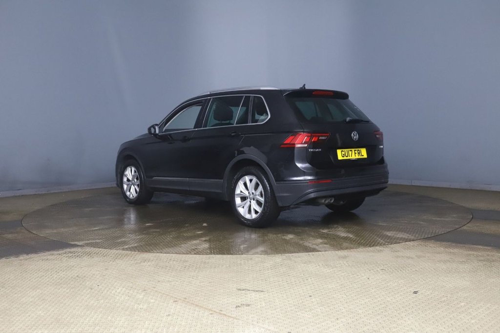 Used Volkswagen Tiguan 2017 for sale - 77563802: Photo 2